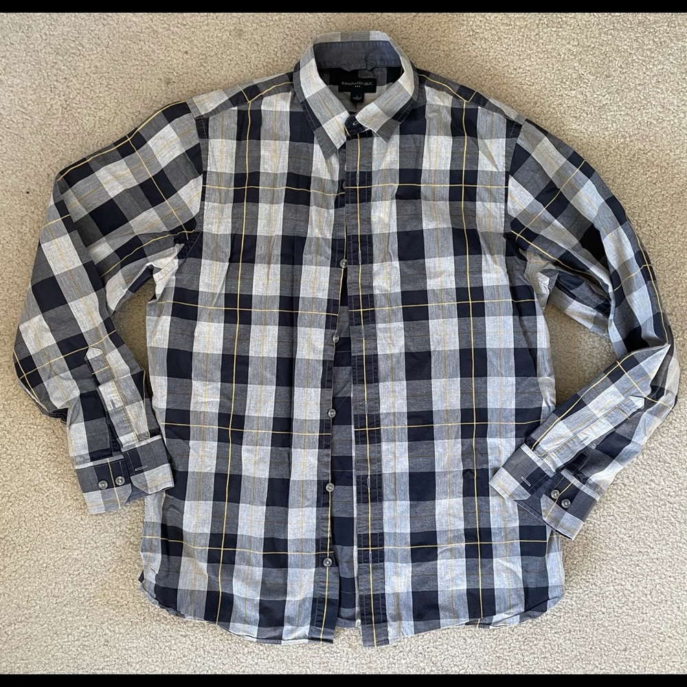 BANANA REPUBLIC Men’s plaid button down